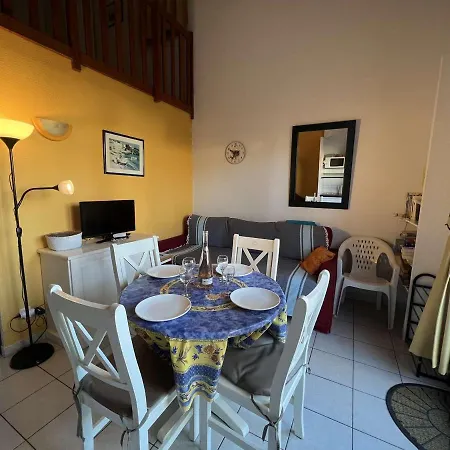 Pavillon 4 Pers Avec Piscine, Terrasse, Parking, A 700m De La Et Proche Commerces - Fr-1-701-20