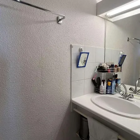 Pavillon 4 Pers Avec Piscine, Terrasse, Parking, A 700m De La Et Proche Commerces - Fr-1-701-20 Vendres