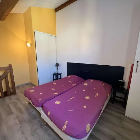 Pavillon 4 Pers Avec Piscine, Terrasse, Parking, A 700m De La Et Proche Commerces - Fr-1-701-20 *